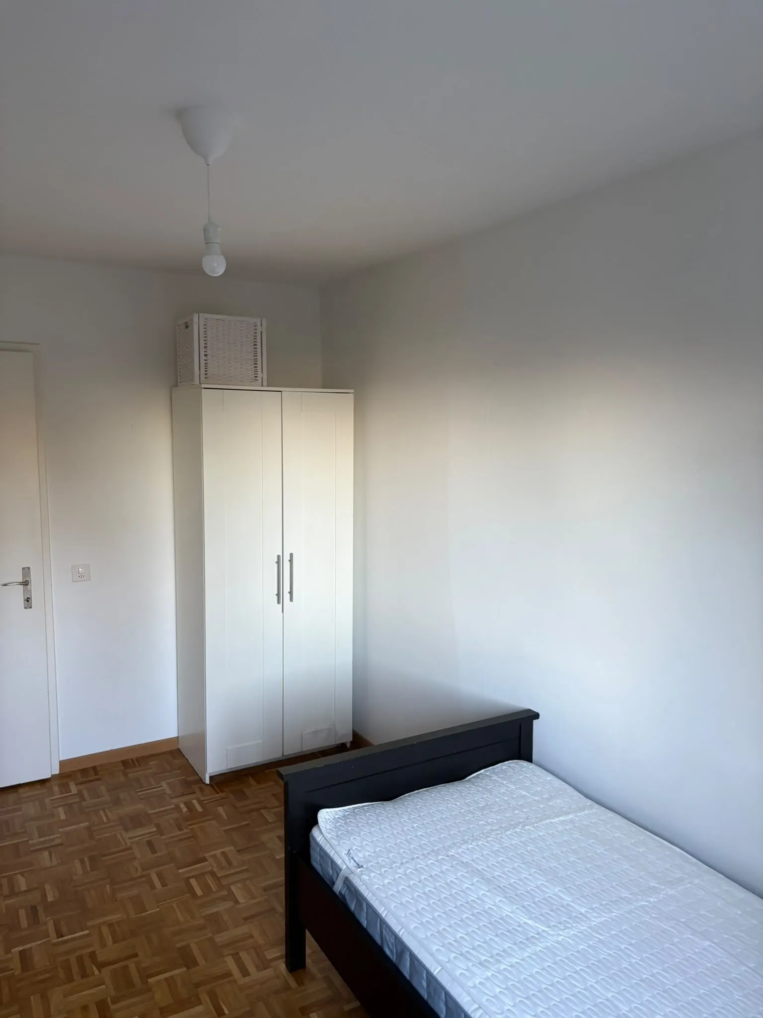 Schlafzimmer, Tägernstrasse 2B, 8127 Forch